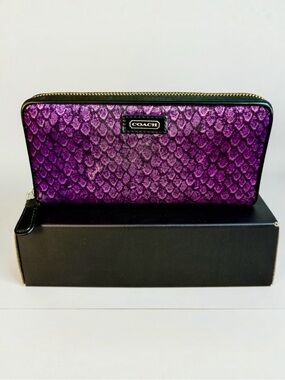 Coach Taylor Snake print ACCORDION ZIP AROUND WALLET, PURPLE